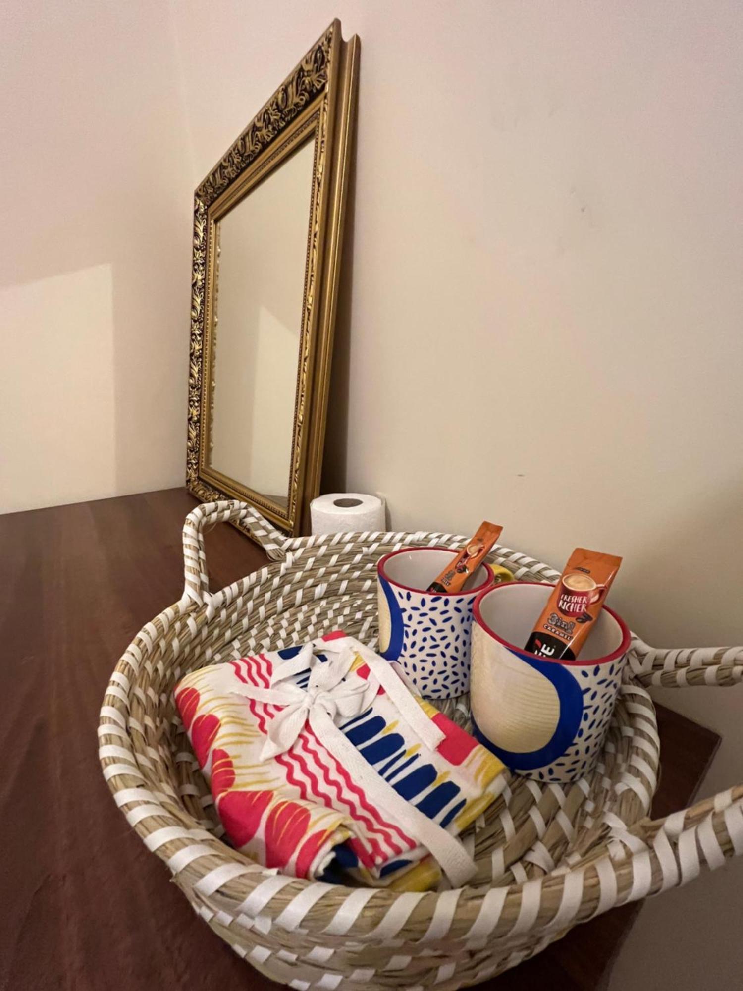 Homestay Lovely Within 5 Mins Walk To Train Station With Double And Single *